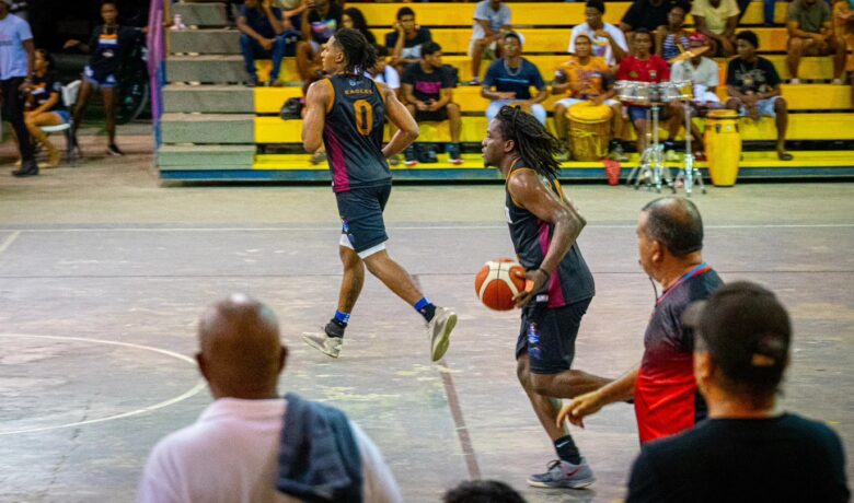 Galen Eagles Basketball Team 4